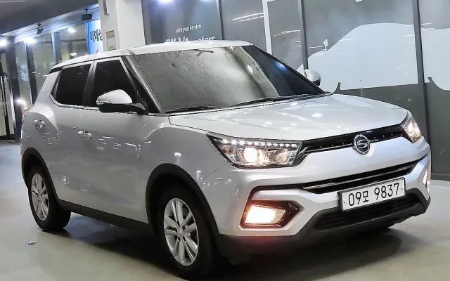 티볼리 중고차 티볼리 아머 2WD 가솔린 VX 매물 사진 6 - 2017/10 42,974km