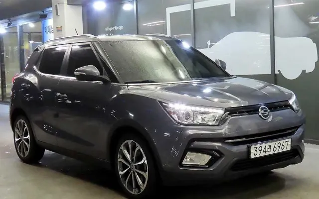 티볼리 중고차 티볼리 아머 2WD 디젤 VX 매물 사진 8 - 2018/03 127,708km